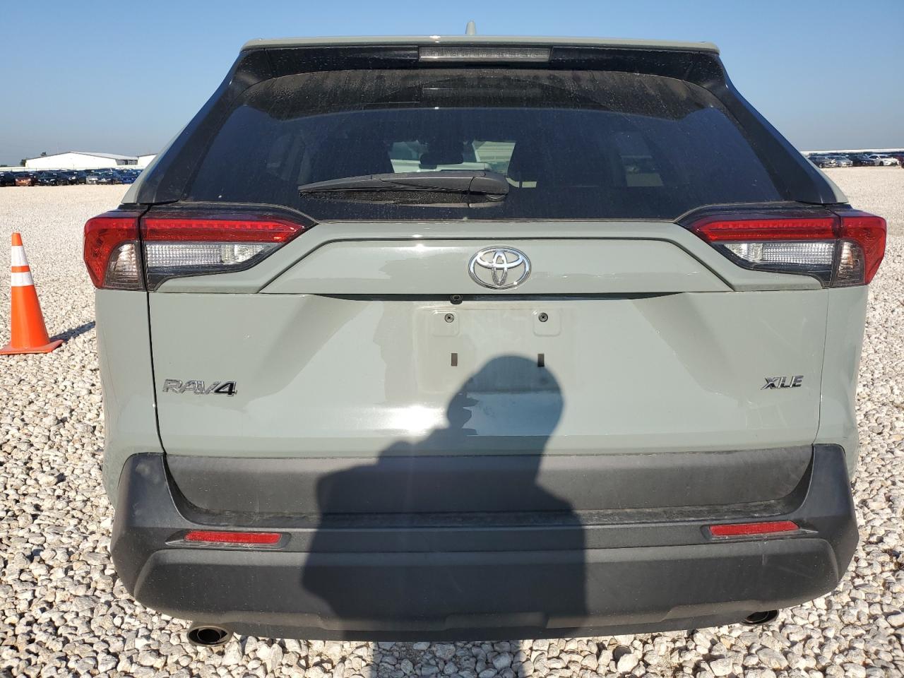 2T3C1RFV8LW094419 2020 Toyota Rav4 Xle Premium