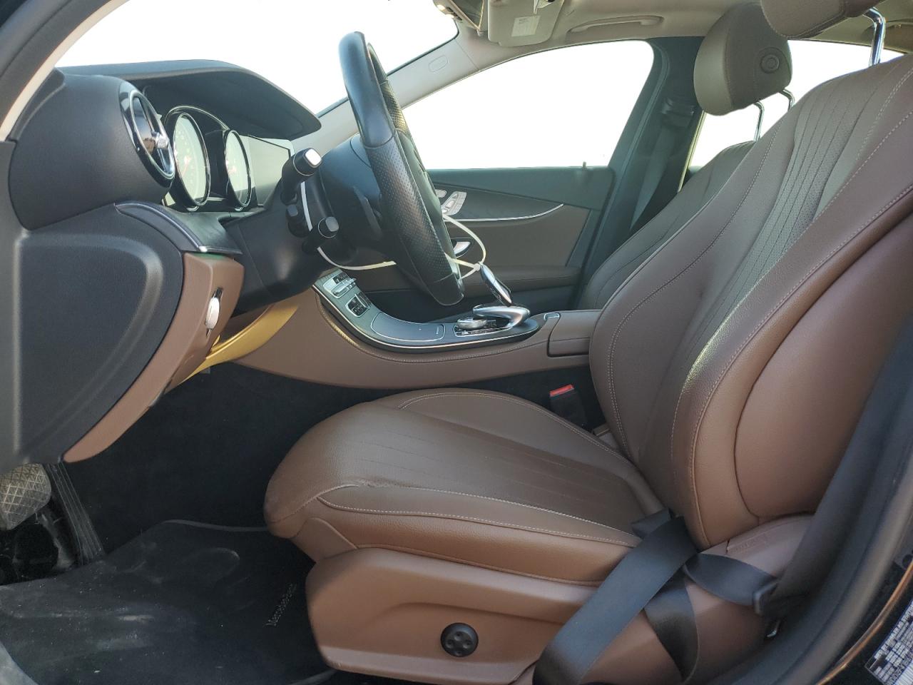 WDDZF4JB6JA479961 2018 Mercedes-Benz E 300