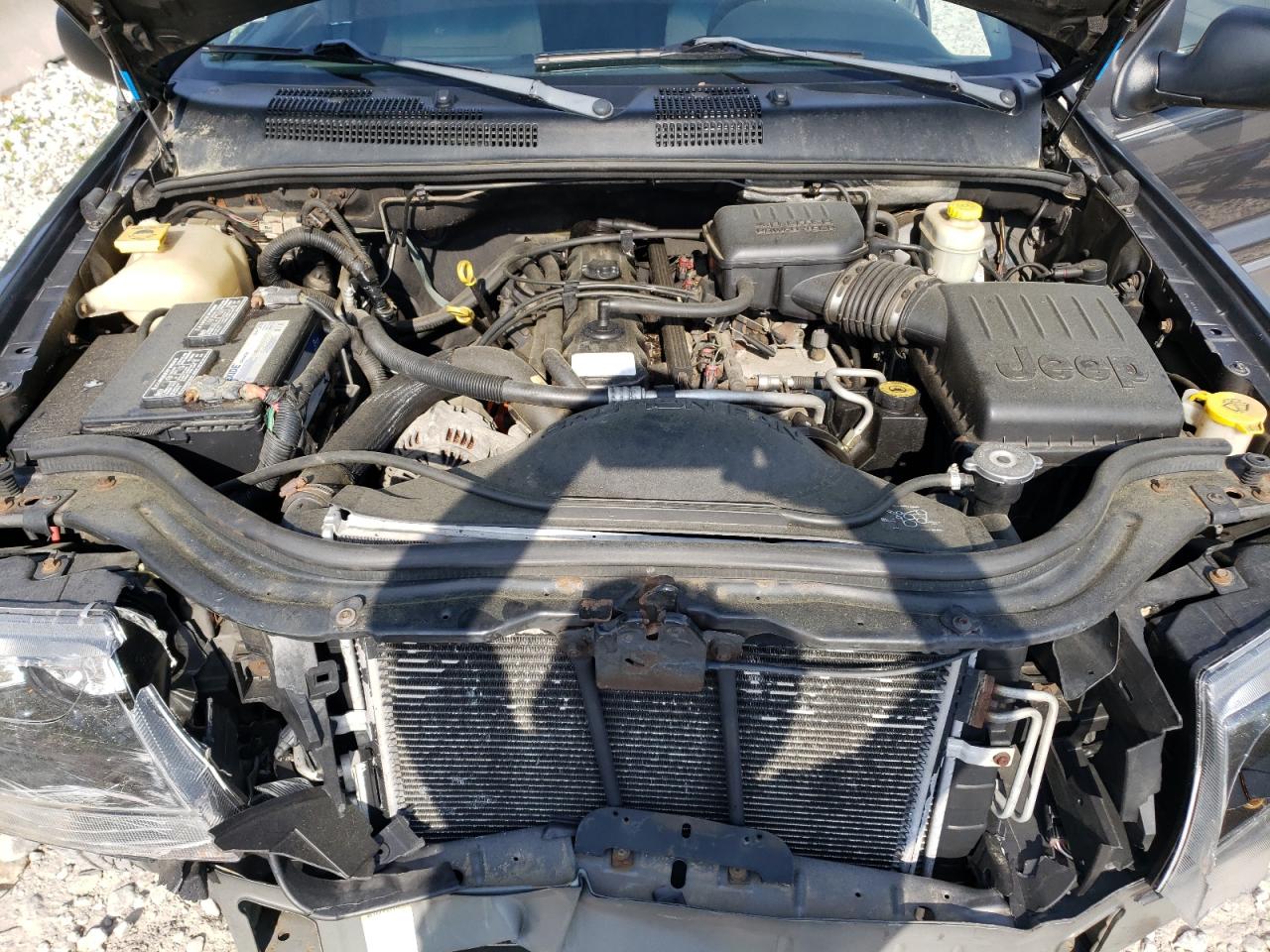 1J8GW48SX4C406259 2004 Jeep Grand Cherokee Laredo