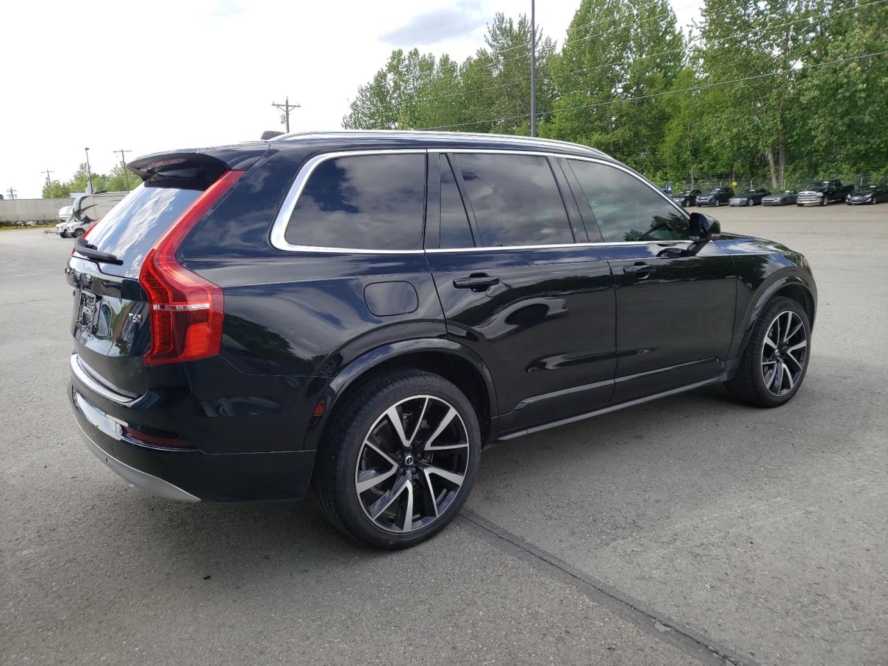 YV4A22PK4N1783081 2022 Volvo Xc90 T6 Momentum