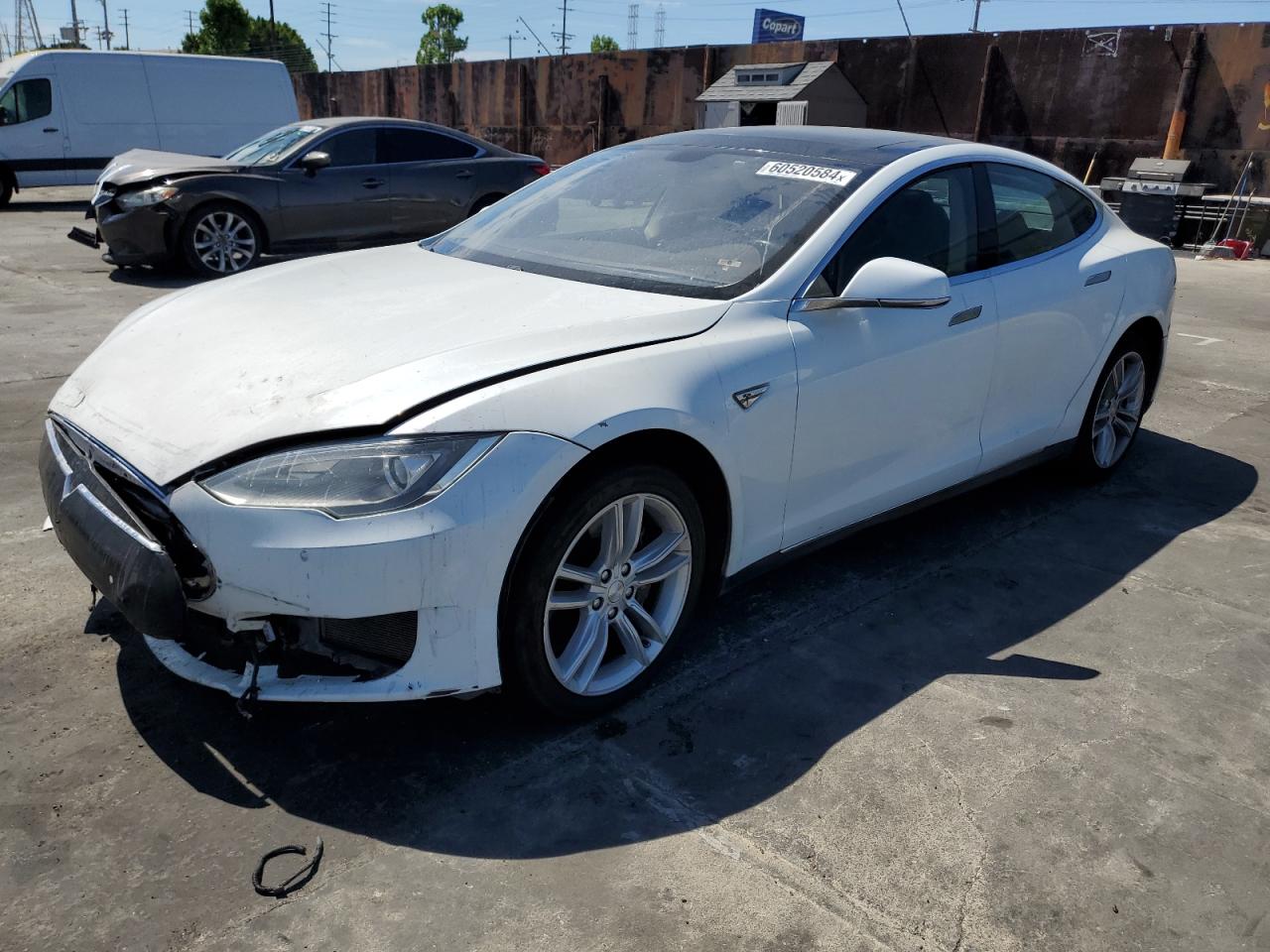 2014 Tesla Model S vin: 5YJSA1H1XEFP38163