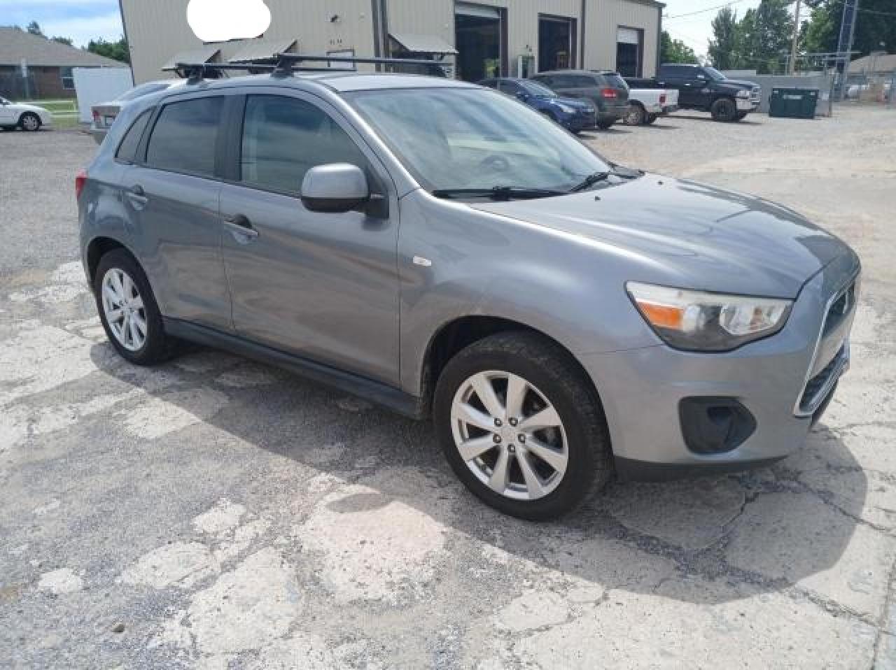 2015 Mitsubishi Outlander Sport Es vin: 4A4AR3AU4FE003081