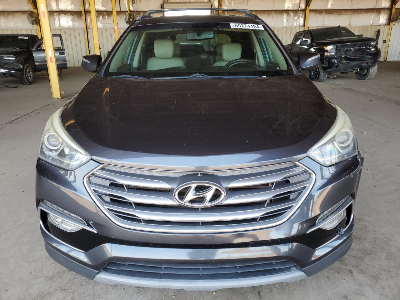 2018 Hyundai Santa Fe Sport vin: 5XYZU3LB0JG556234