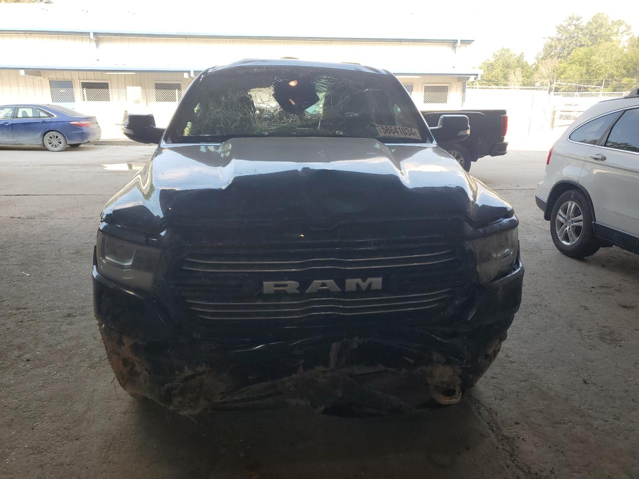 2022 Ram 1500 Laramie vin: 1C6SRFJT4NN285748