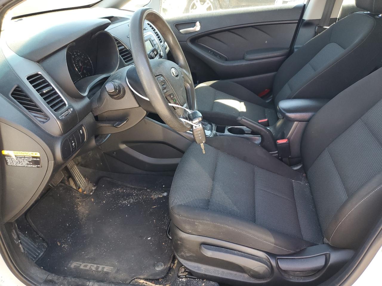 3KPFK4A79HE087911 2017 Kia Forte Lx