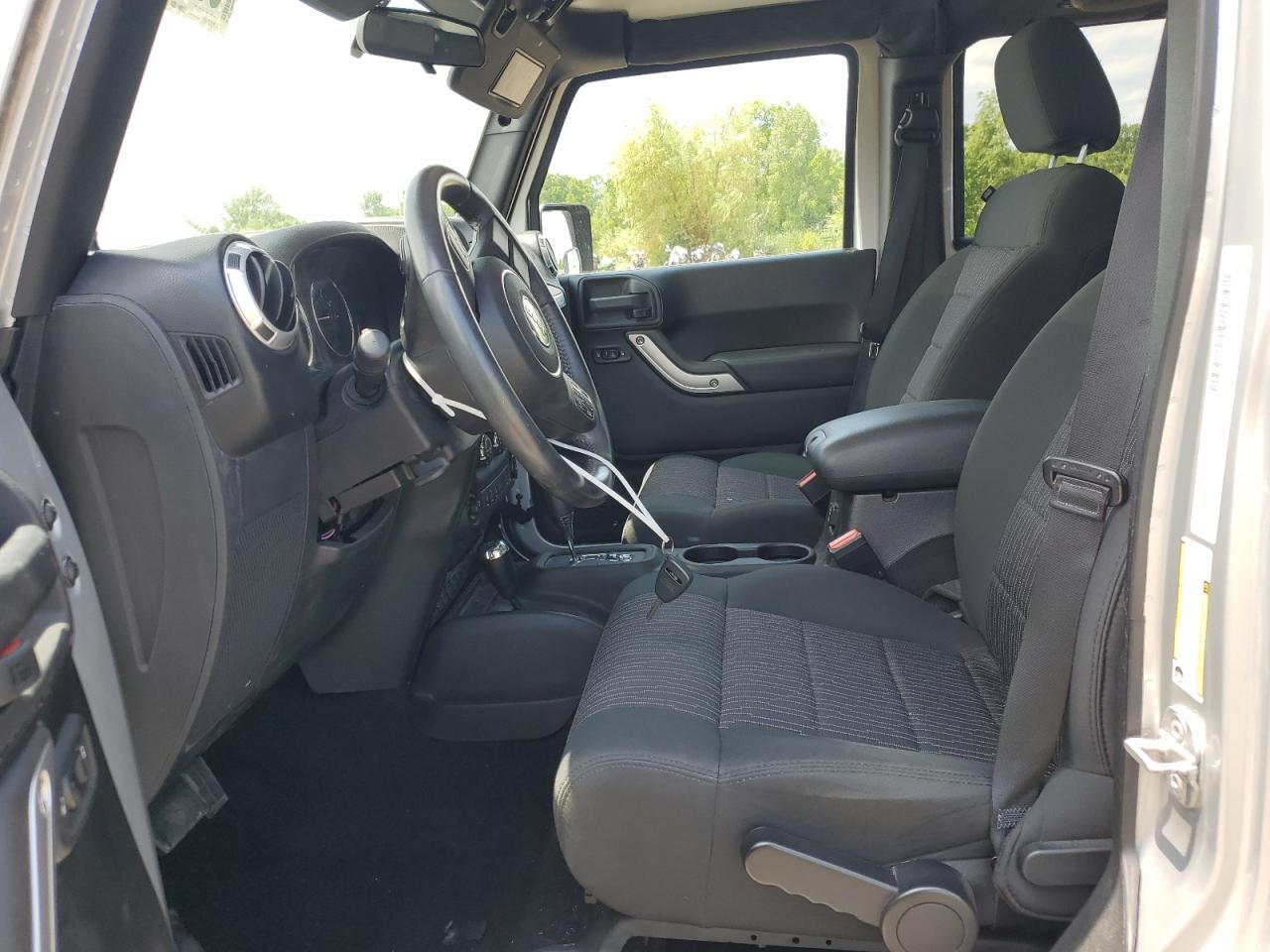 1C4HJWEGXCL145932 2012 Jeep Wrangler Unlimited Sahara