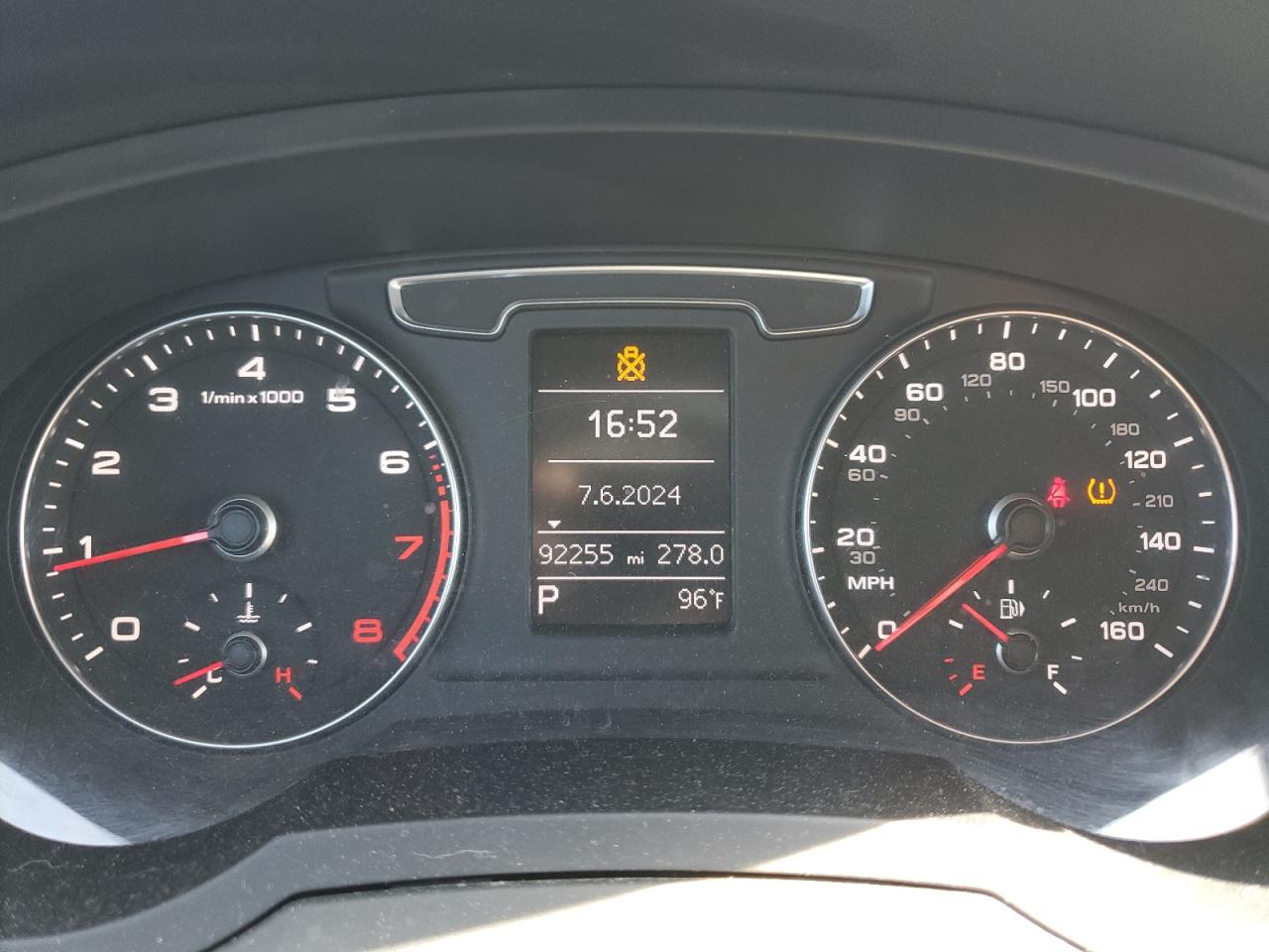 WA1ECCFS5HR006885 2017 Audi Q3 Premium