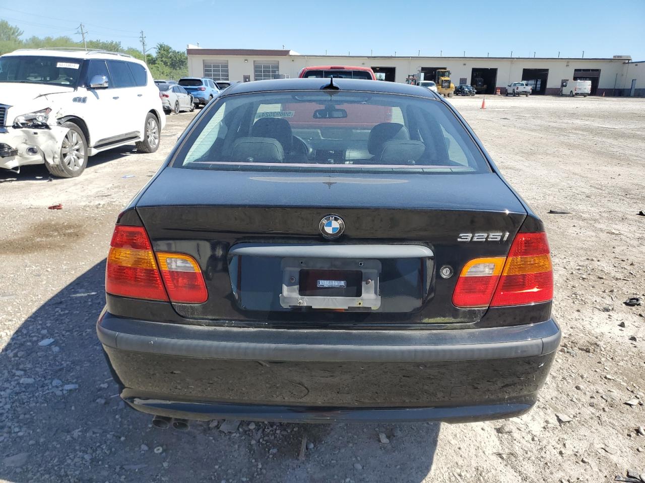 WBAET374X3NJ24532 2003 BMW 325 I