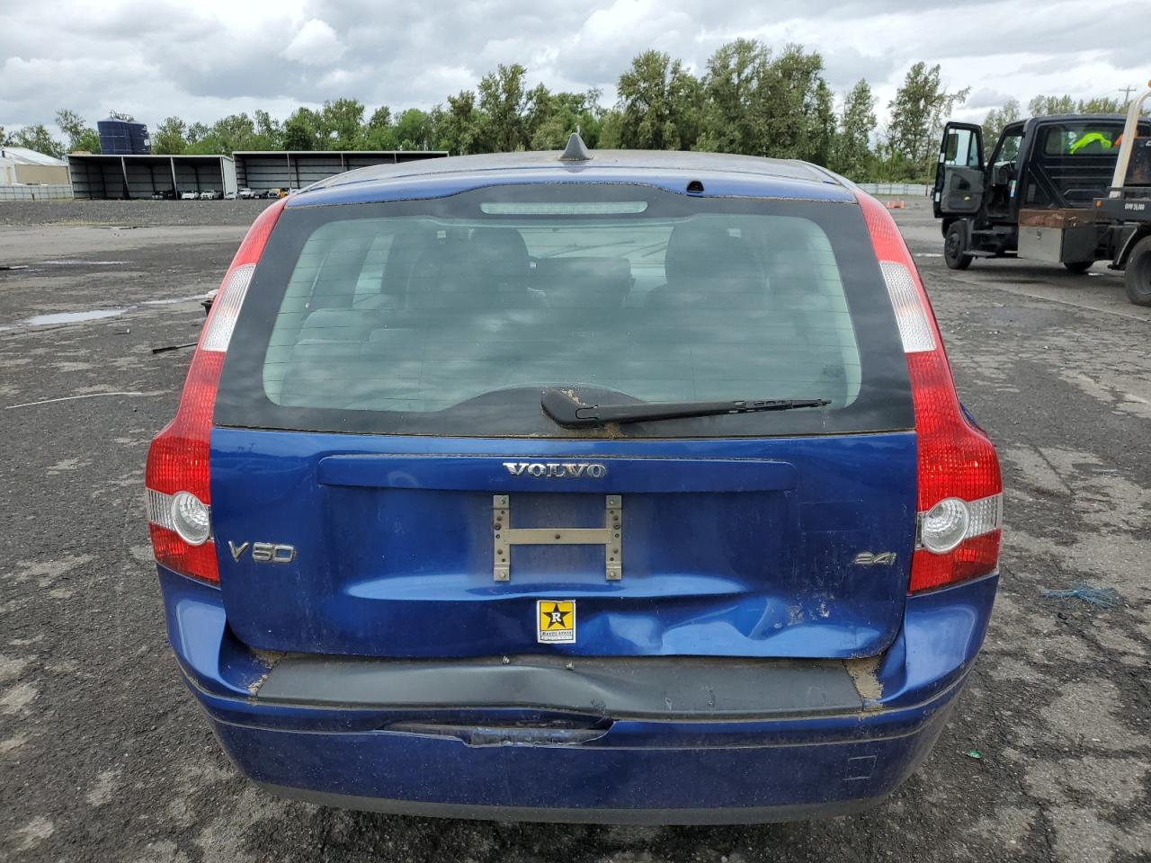 YV1MW382662175643 2006 Volvo V50 2.4I