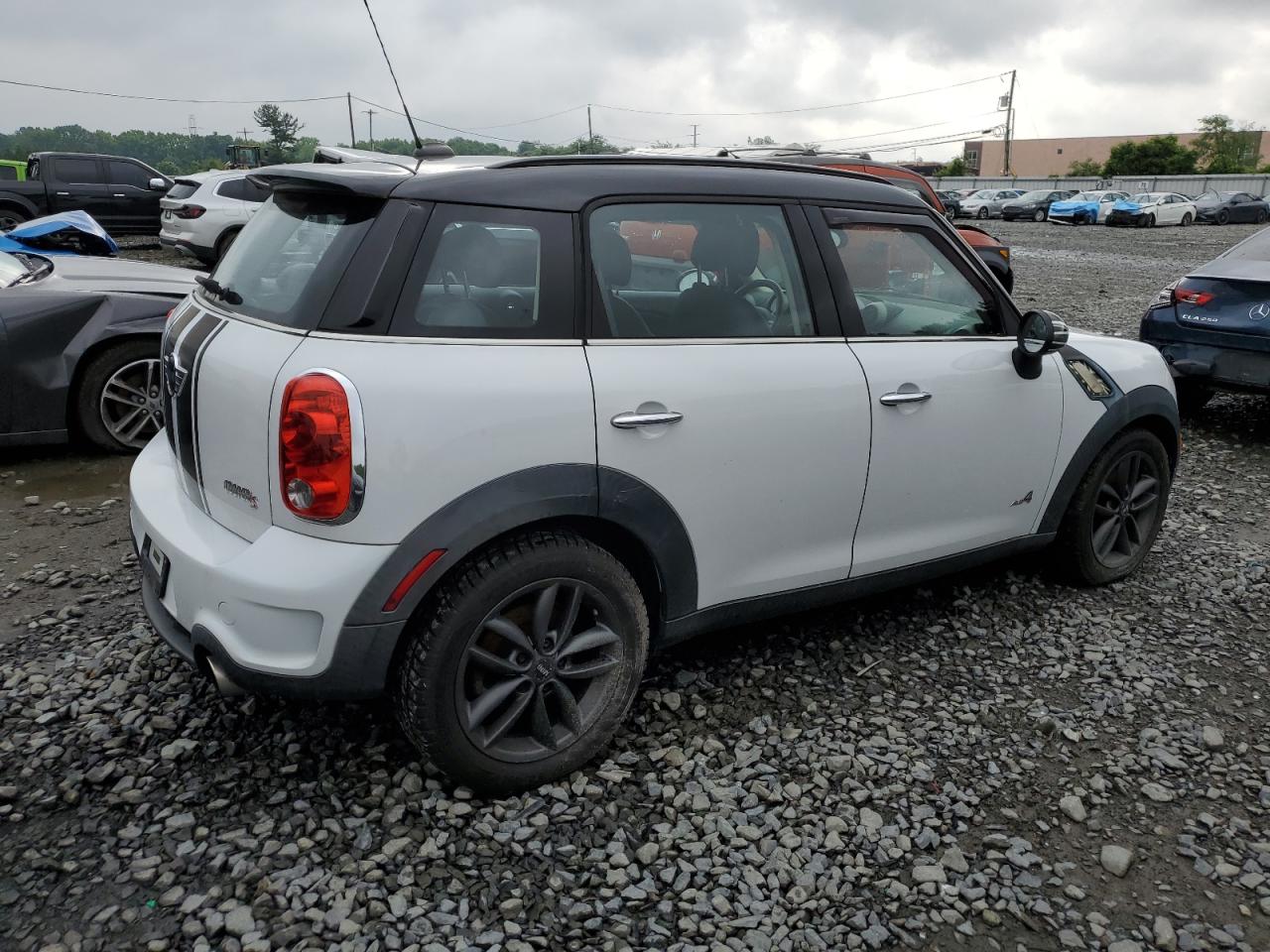 WMWZC5C53BWM10615 2011 Mini Cooper S Countryman