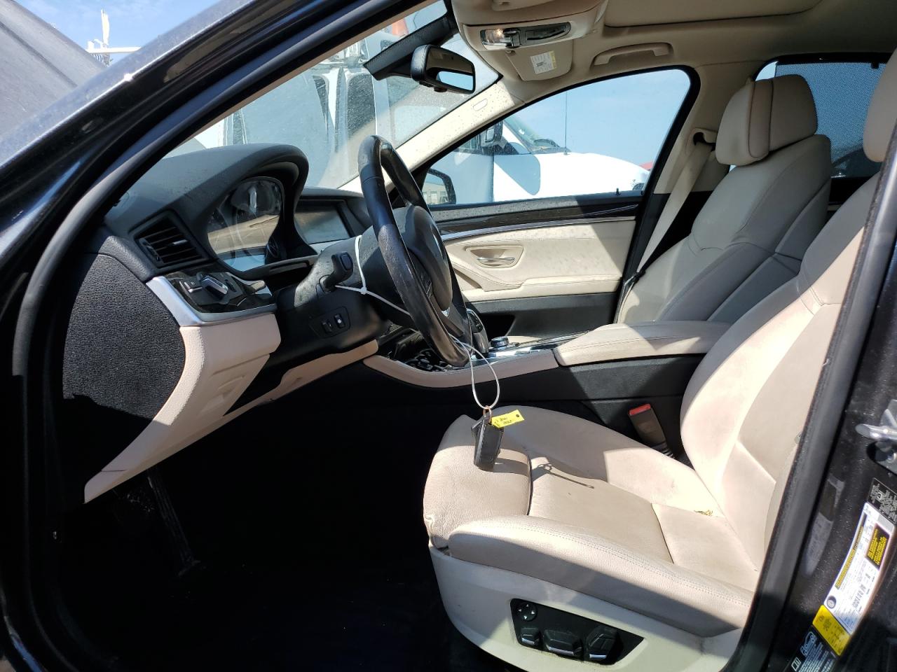 WBAFU9C52BC278391 2011 BMW 550 Xi