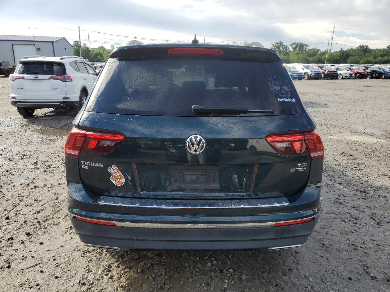 3VV2B7AXXJM009585 2018 Volkswagen Tiguan Se