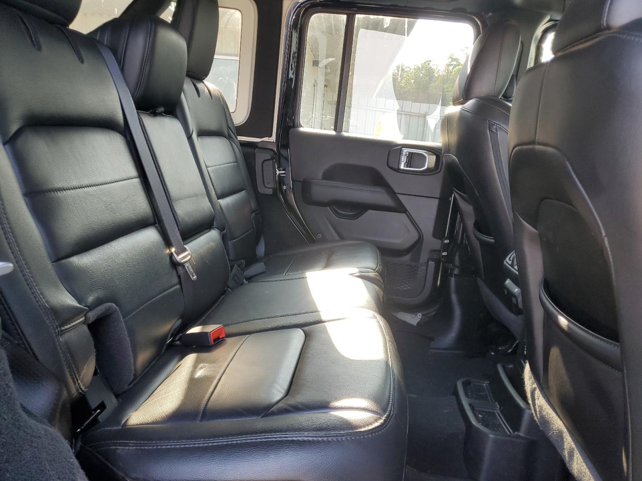 1C4HJXEN2MW740911 2021 Jeep Wrangler Unlimited Sahara