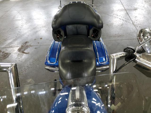 2010 HARLEY-DAVIDSON FLHTCU 1HD1FC418AB665630