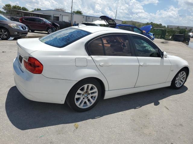 2006 BMW 325 Xi VIN: WBAVD13536KV04947 Lot: 58882414