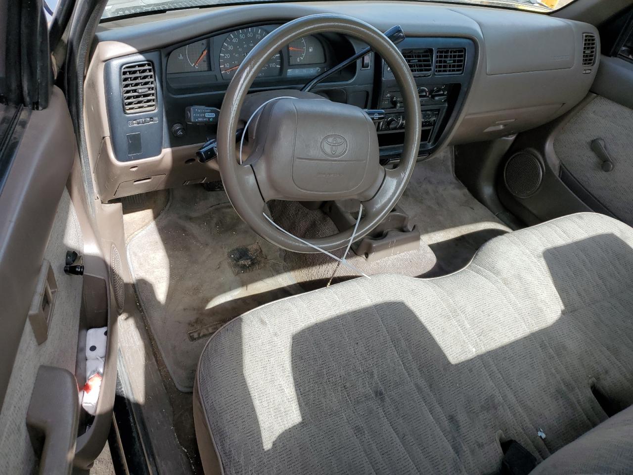 4TANL42N2WZ077725 1998 Toyota Tacoma
