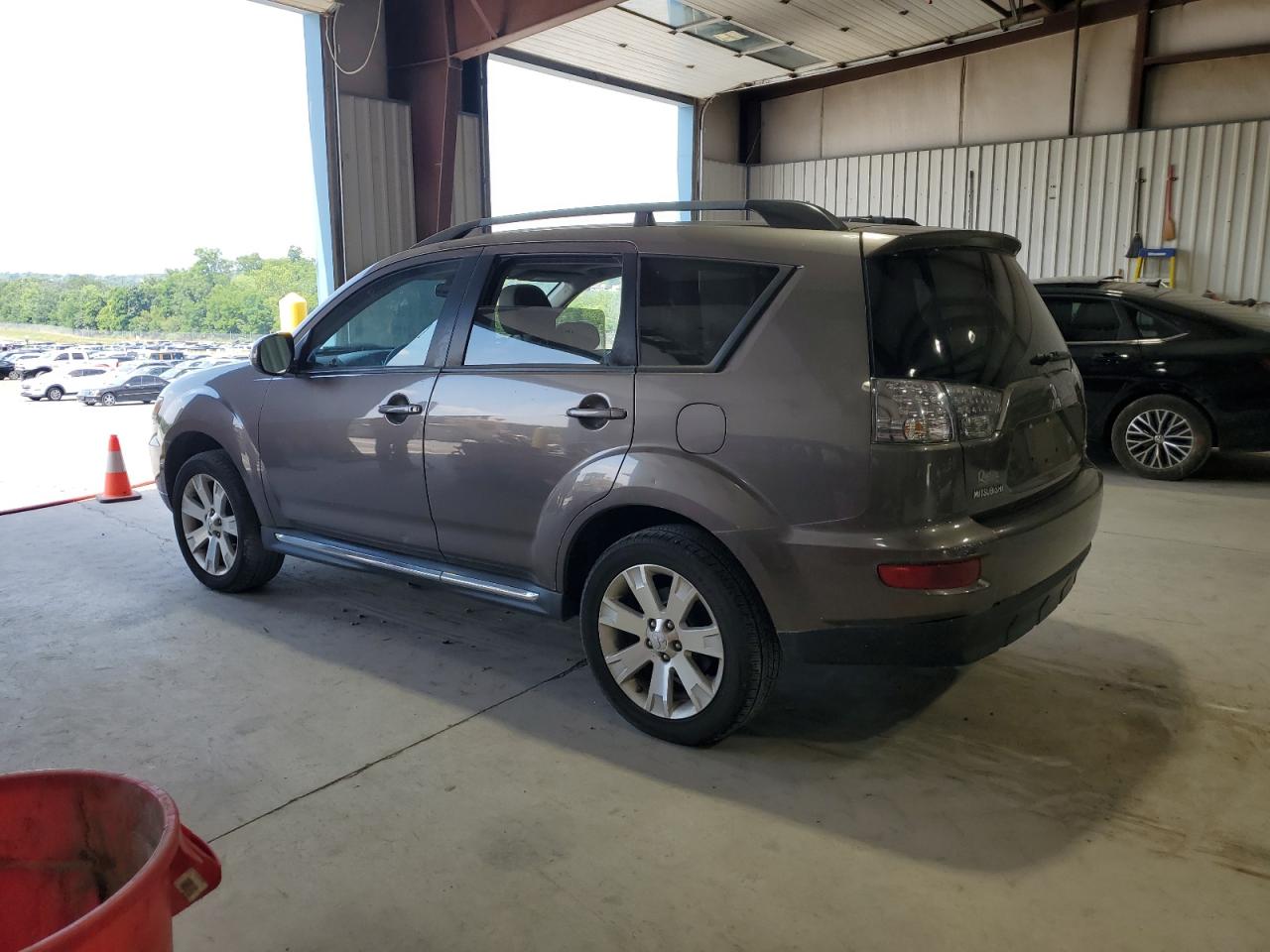 Lot #2926514312 2011 MITSUBISHI OUTLANDER