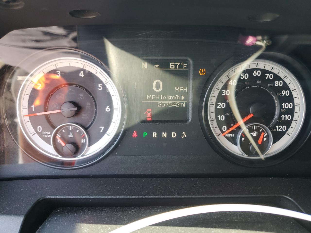 1C6RR6GT0ES446183 2014 Ram 1500 Slt