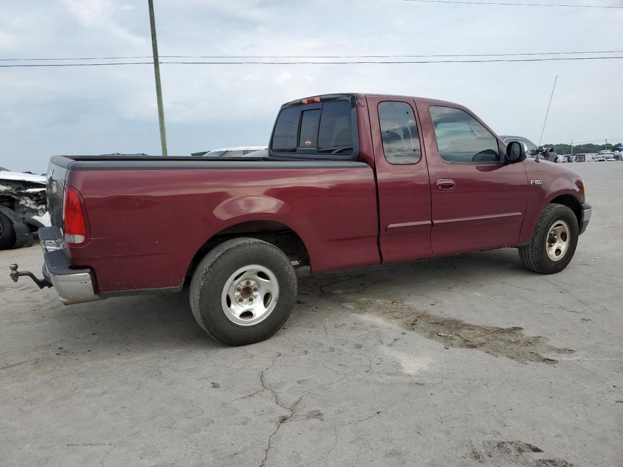 1FTZX1720XNB77662 1999 Ford F150 1FTZX1720XNB77662 1999 Ford F150