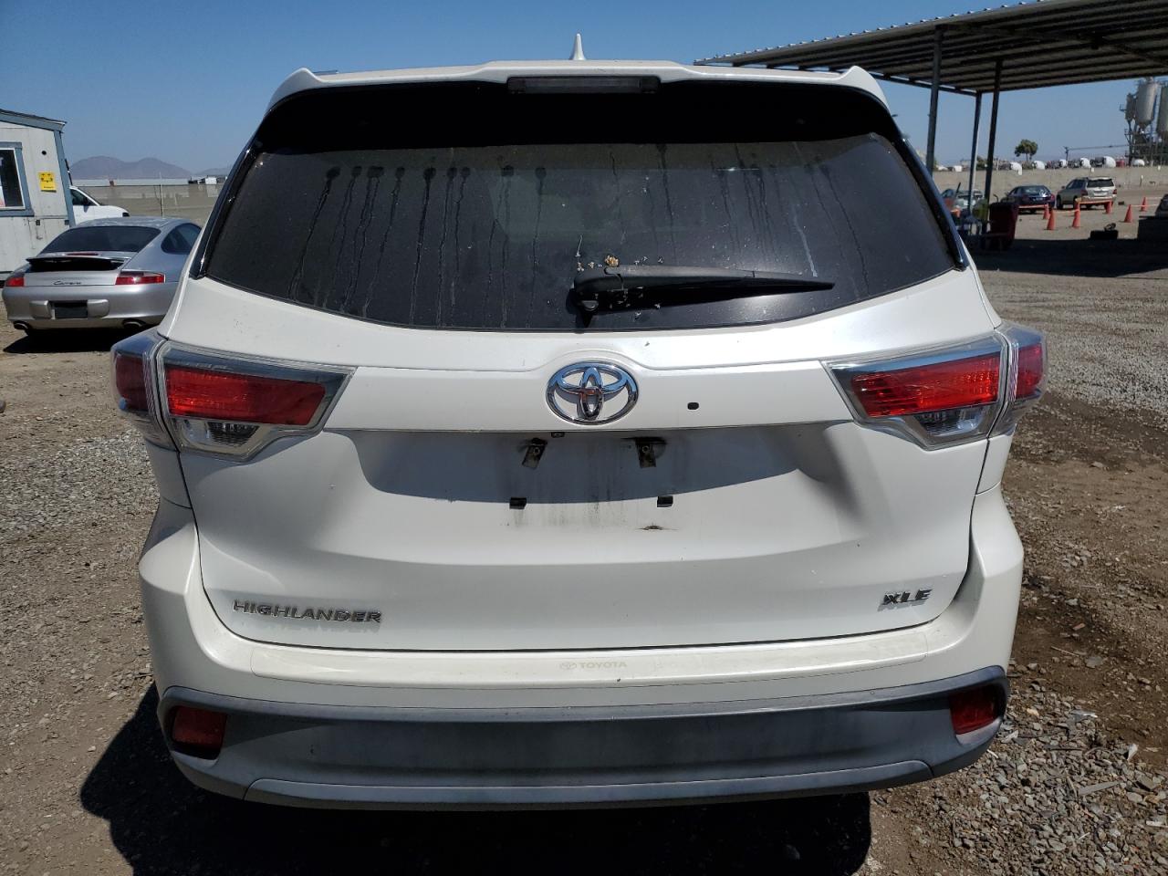 5TDKKRFHXGS169258 2016 Toyota Highlander Xle