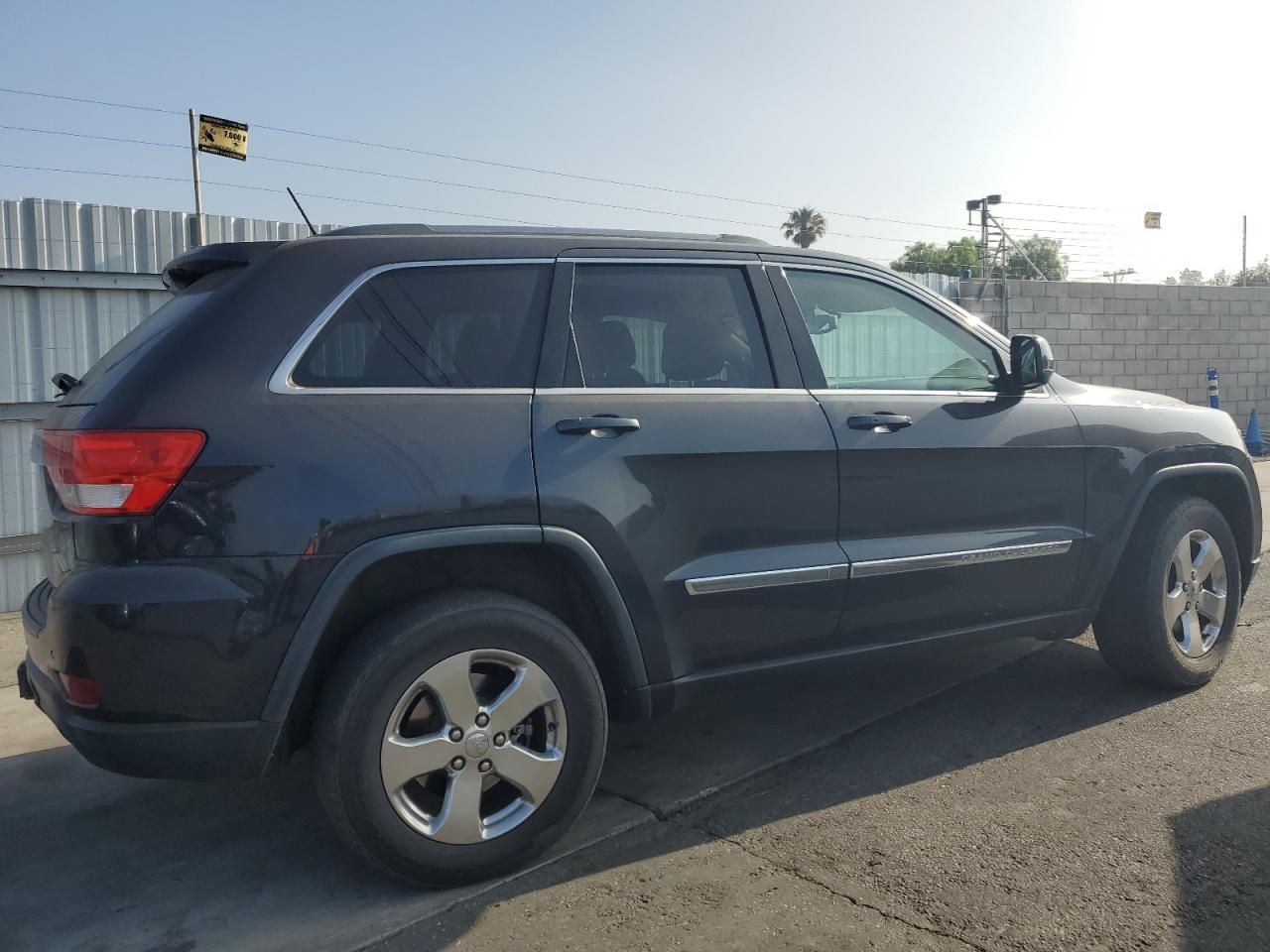 1C4RJFAG7CC297919 2012 Jeep Grand Cherokee Laredo