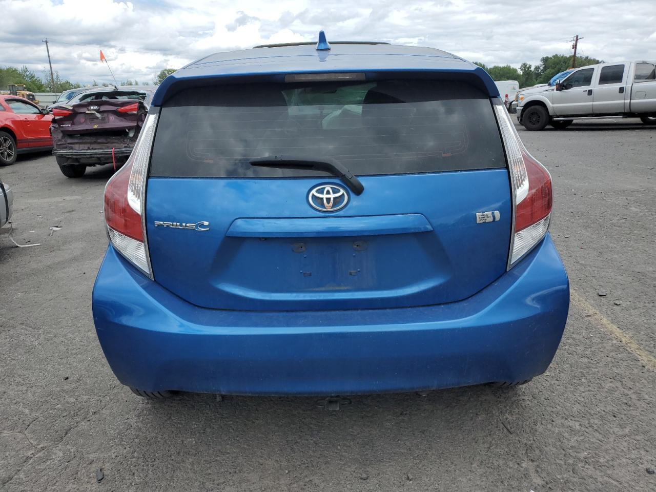 2015 Toyota Prius C vin: JTDKDTB31F1113321