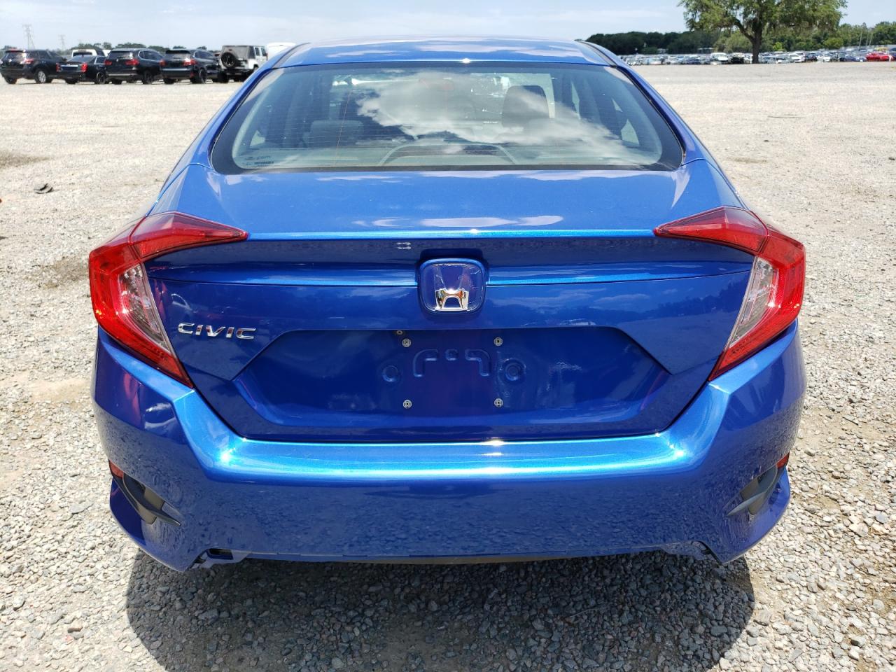 19XFC2F66JE039712 2018 Honda Civic Lx