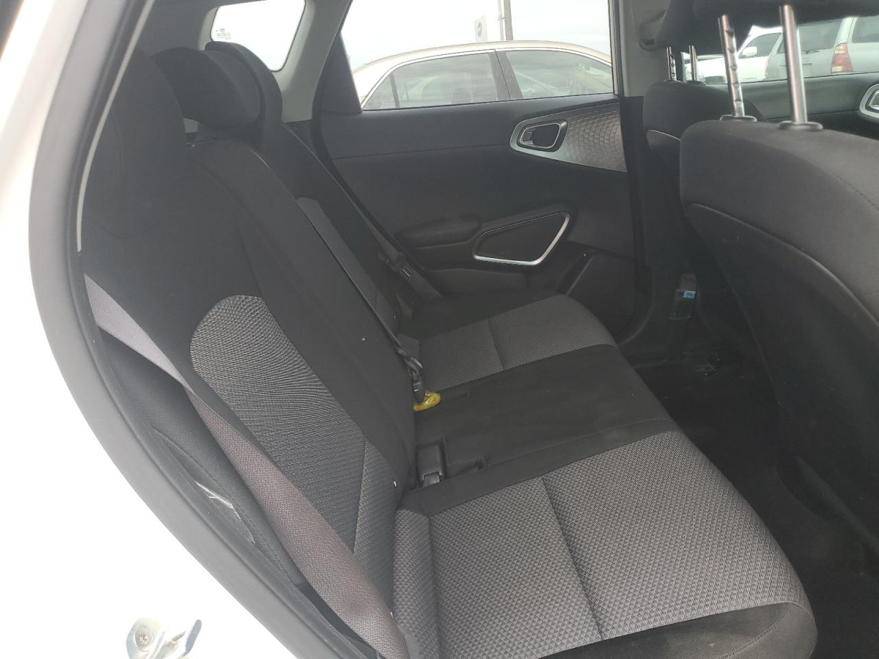 KNDJ23AU1L7713146 2020 Kia Soul Lx