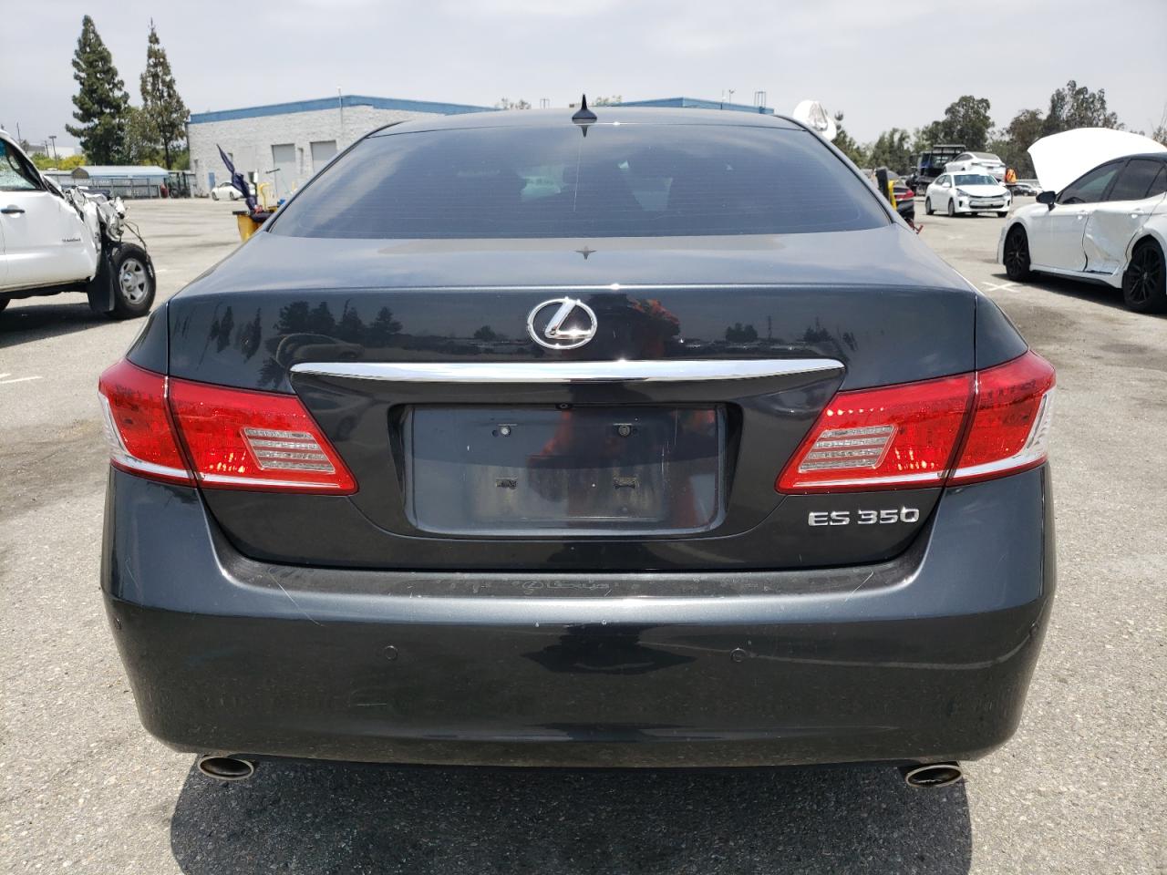 JTHBK1EG1B2418636 2011 Lexus Es 350