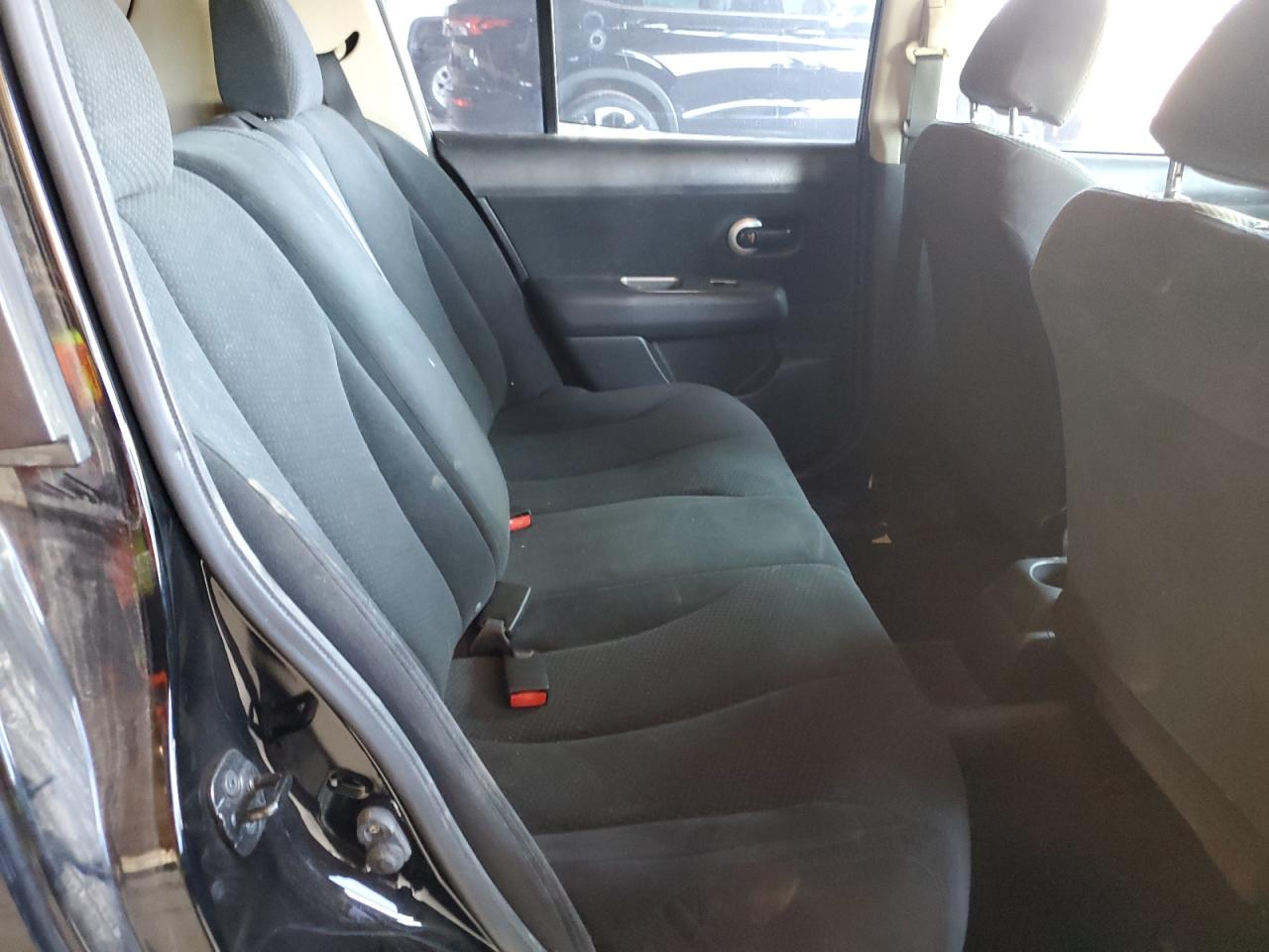 3N1BC1CP0BL506550 2011 Nissan Versa S