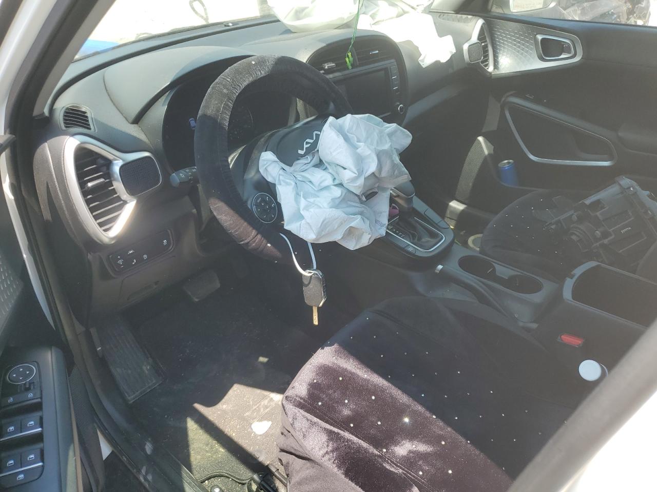 KNDJ23AU5N7833230 2022 Kia Soul Lx