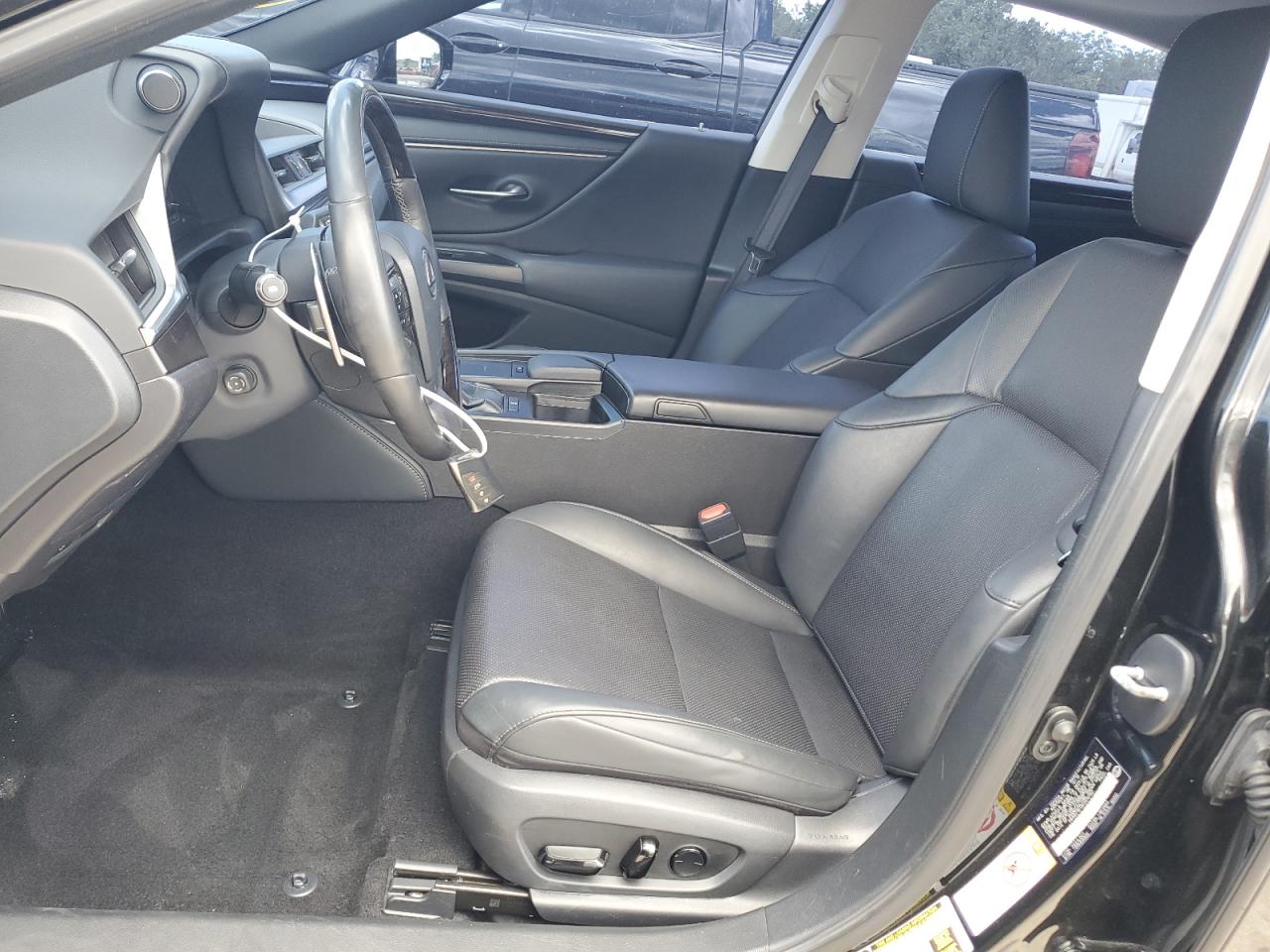 58ABZ1B13KU010192 2019 Lexus Es 350