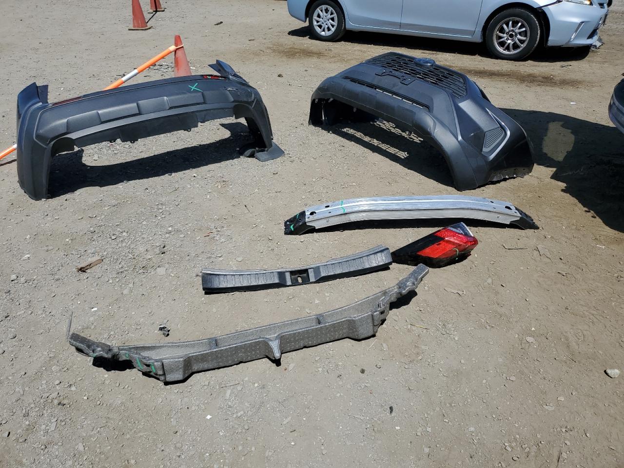 2T3H1RFV8LC056552 2020 Toyota Rav4 Le