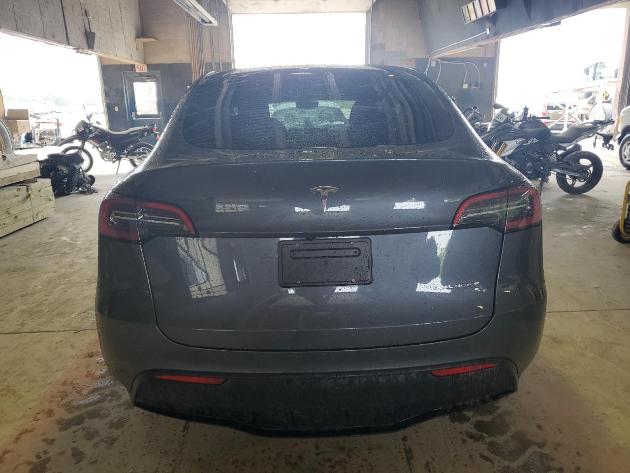 7SAYGDEE2PF843836 2023 Tesla Model Y