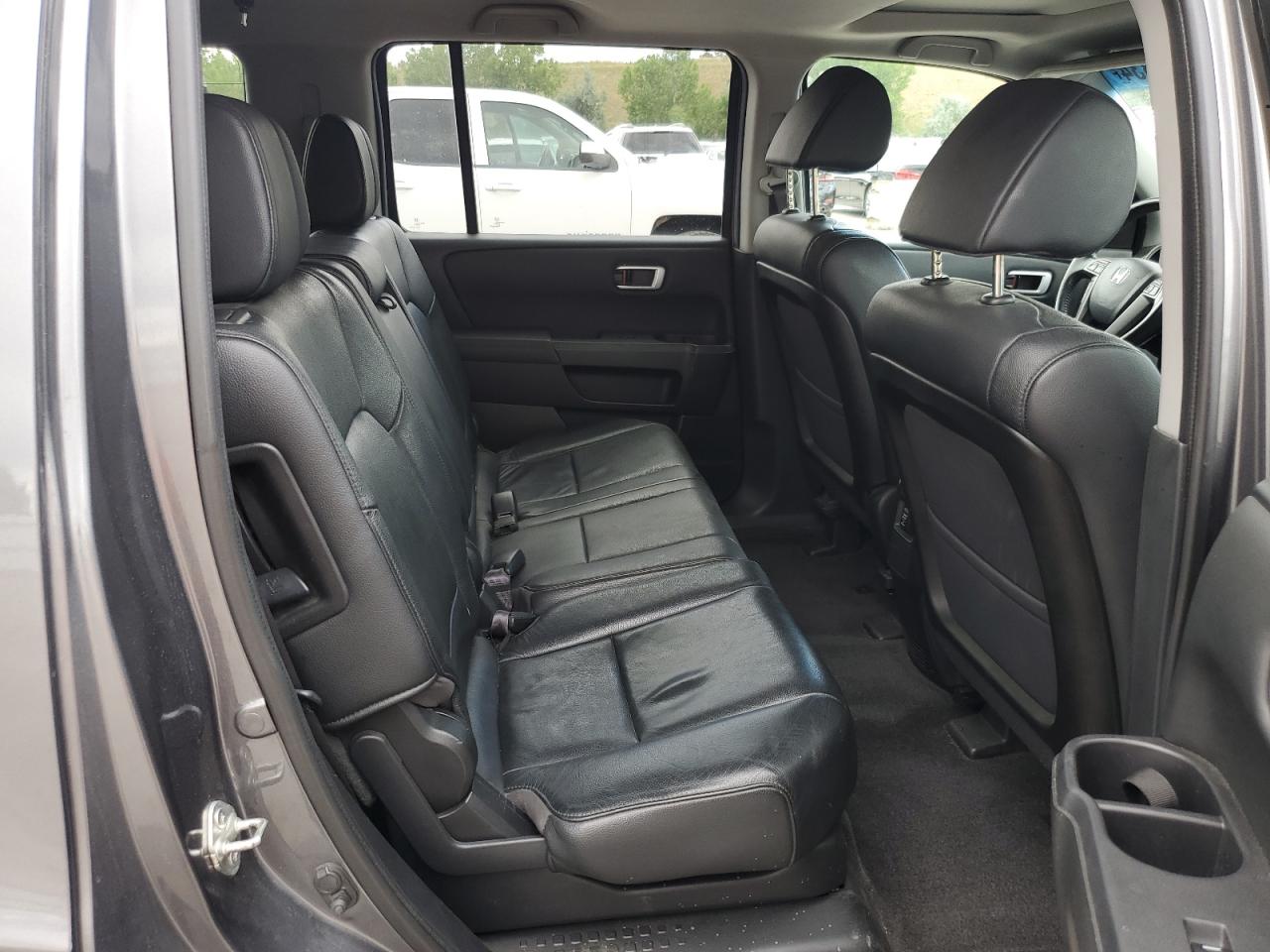 5FNYF4H71CB013047 2012 Honda Pilot Exln