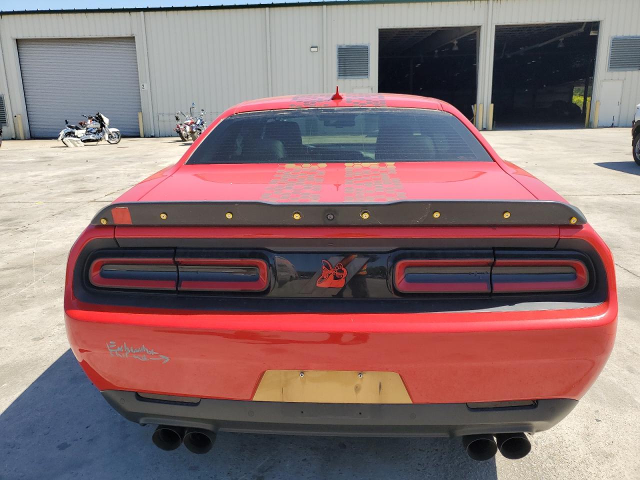 2C3CDZFJ3GH337648 2016 Dodge Challenger R/T Scat Pack