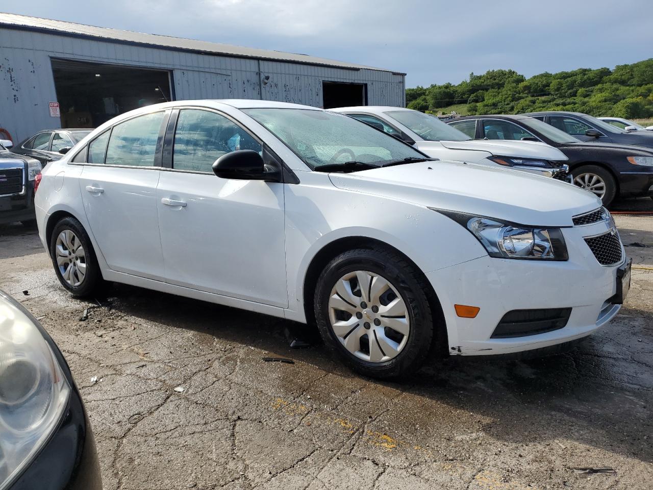 2013 Chevrolet Cruze Ls vin: 1G1PB5SH1D7257439