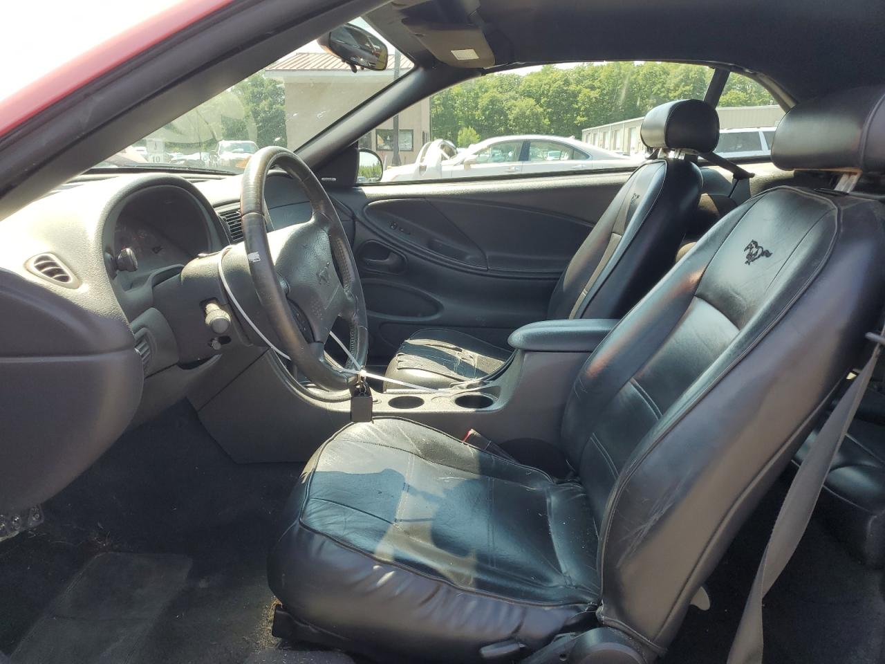 1FAFP44432F189937 2002 Ford Mustang