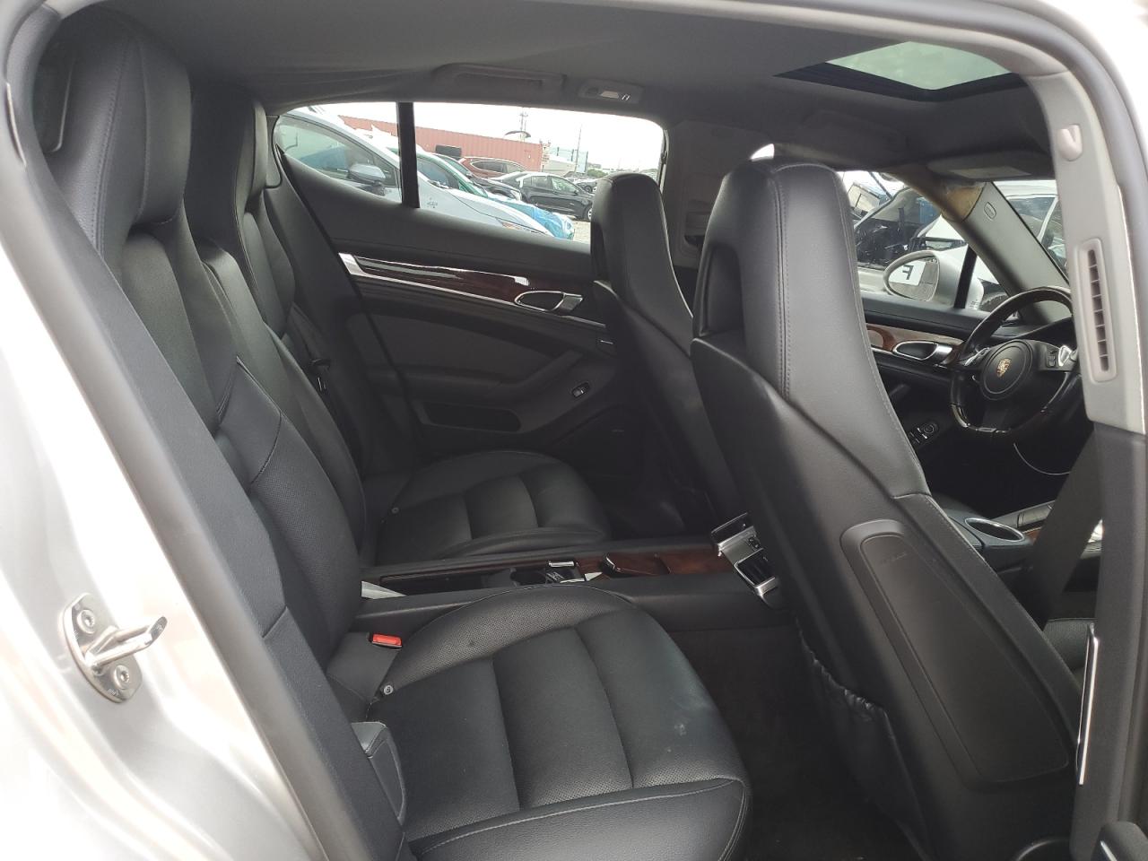 WP0AA2A77CL018541 2012 Porsche Panamera 2