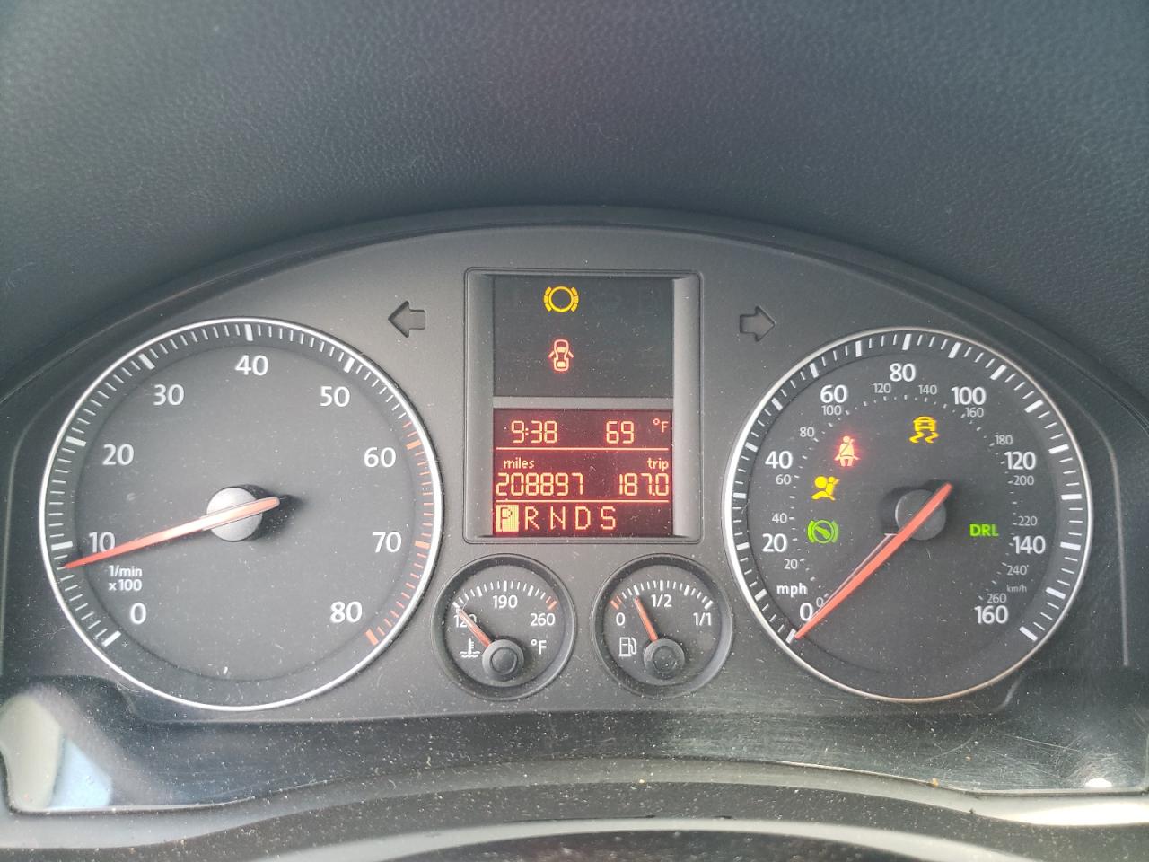 3VWSF71K76M713013 2006 Volkswagen Jetta 2.5 Option Package 1