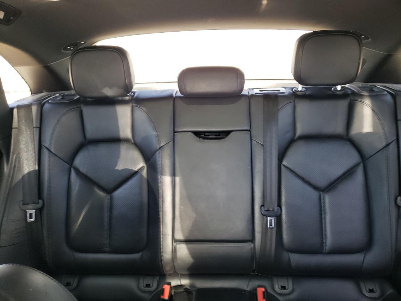 WP1AA2A53HLB06782 2017 Porsche Macan