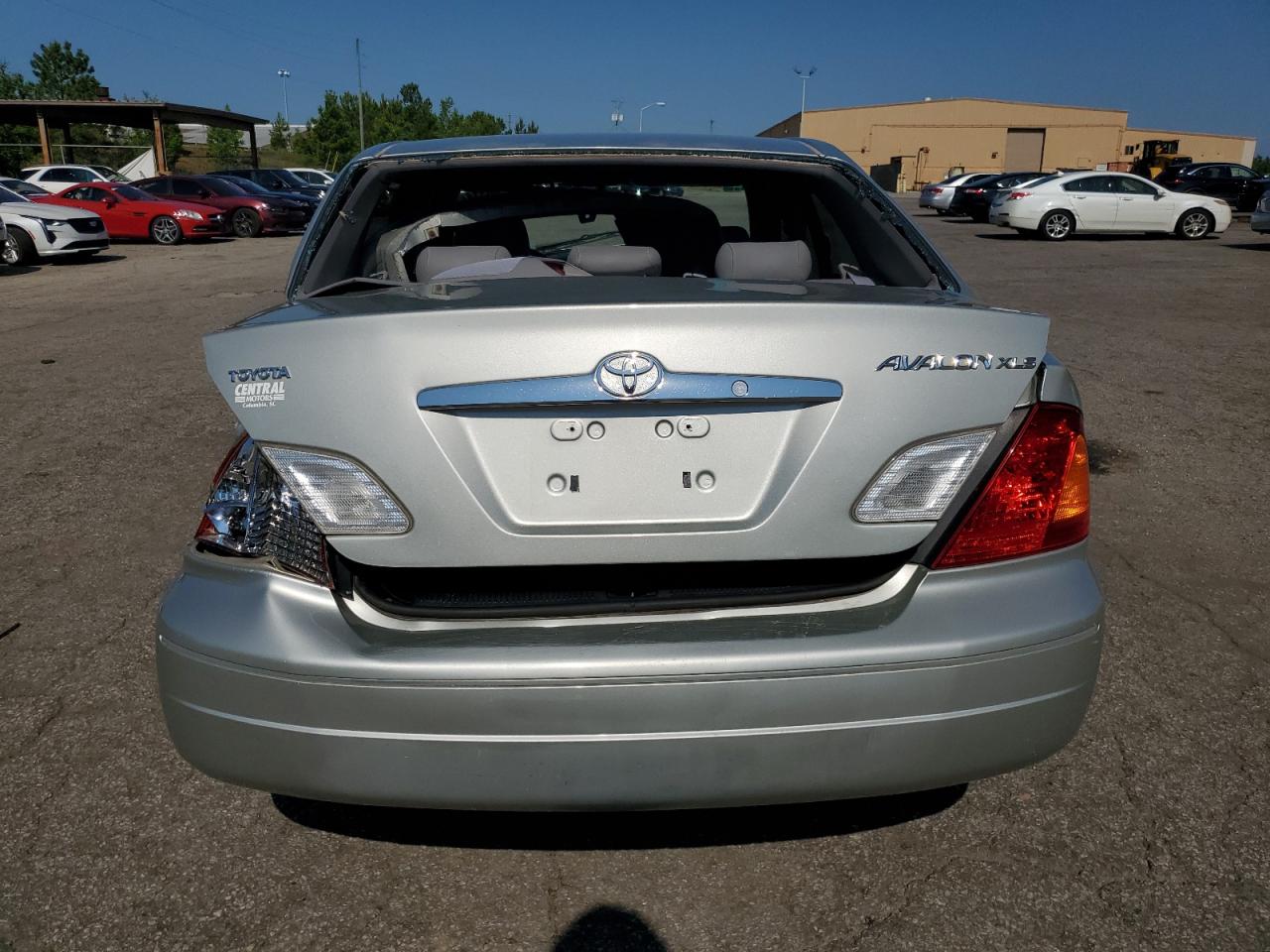 4T1BF28B02U235952 2002 Toyota Avalon Xl