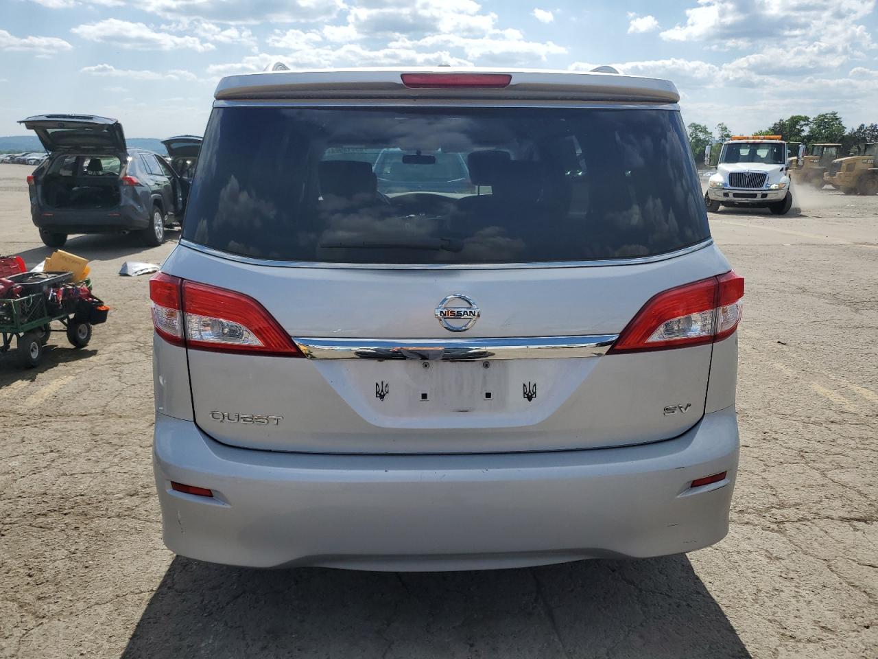 JN8AE2KP4F9124499 2015 Nissan Quest S