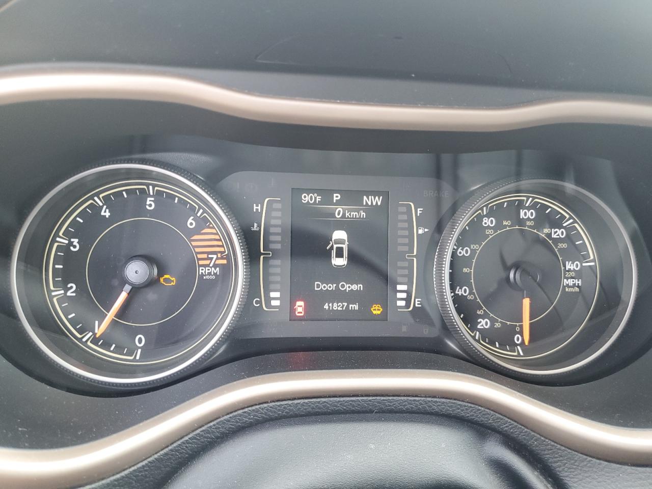 1C4PJMCB9HW530475 2017 Jeep Cherokee Latitude