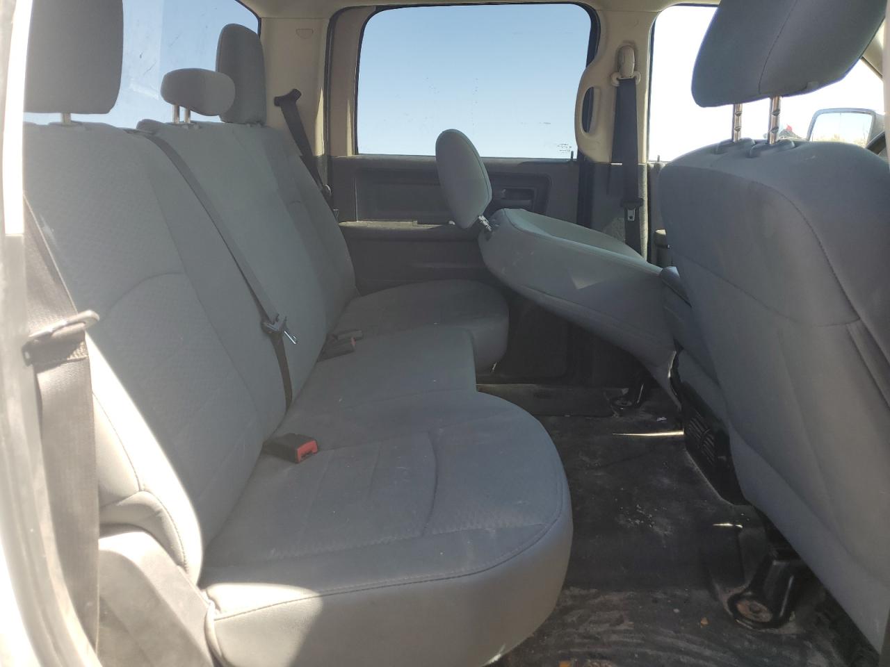 1C6RR7KG2ES323114 2014 Ram 1500 St