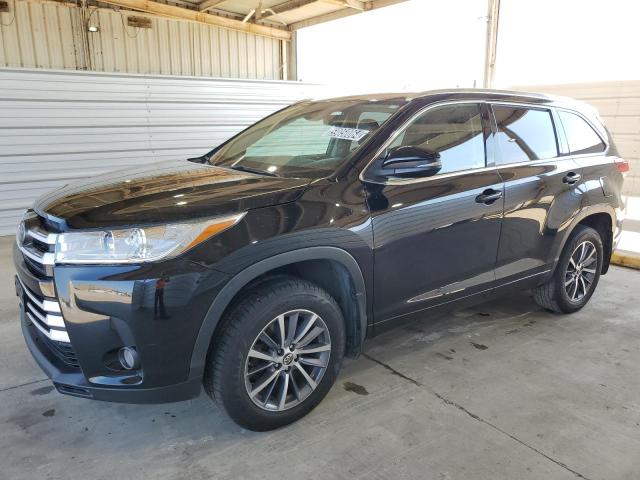 5TDJZRFH1JS550267 2018 TOYOTA HIGHLANDER - Image 1