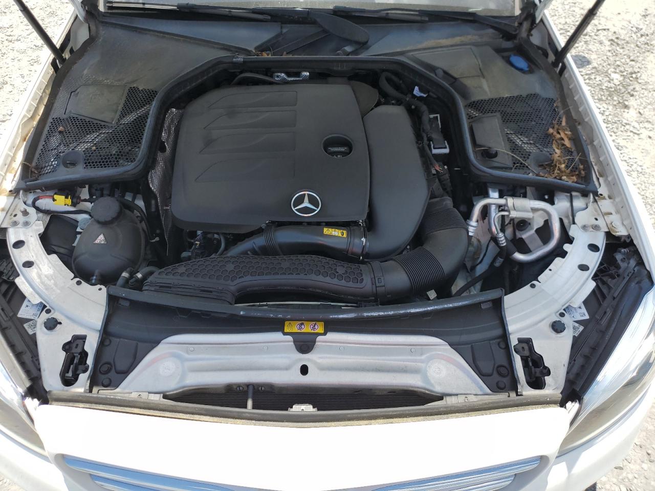 55SWF8DB5KU322087 2019 Mercedes-Benz C 300