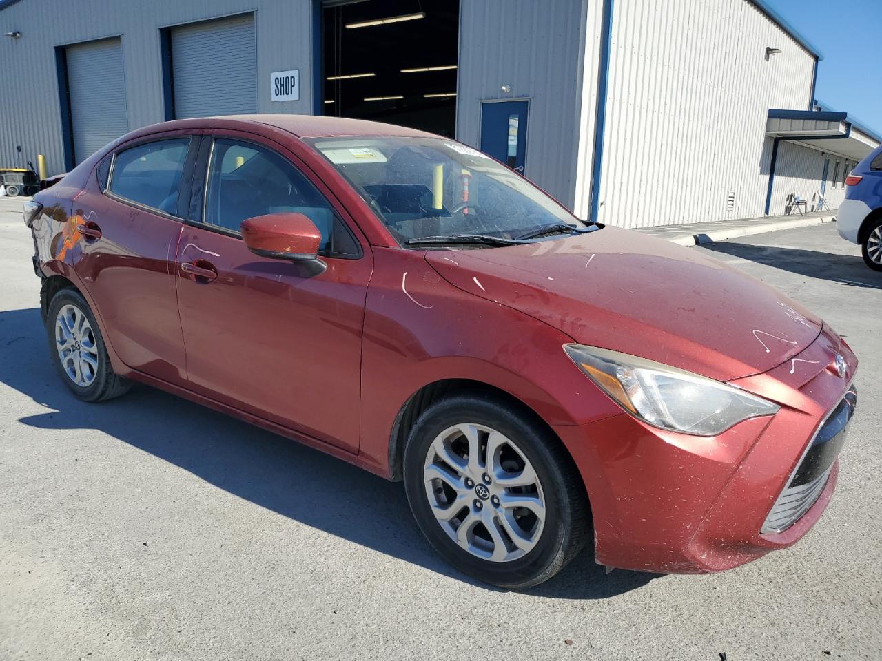 2018 Toyota Yaris Ia vin: 3MYDLBYV4JY315672