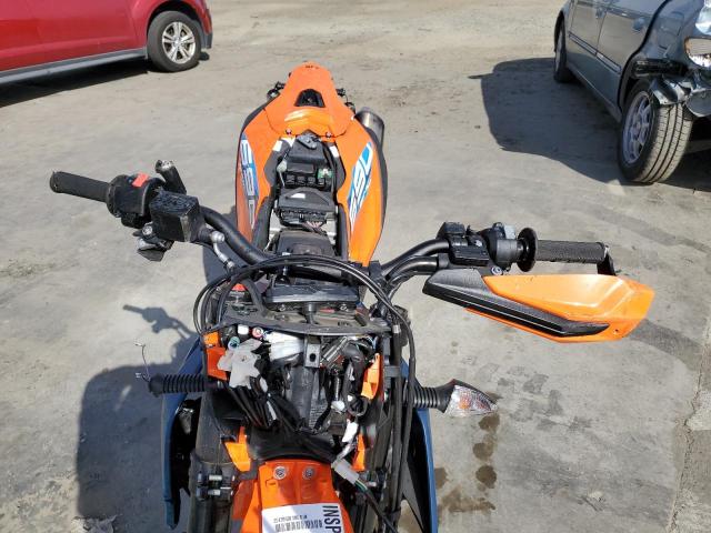 2023 KTM 690 SMC R VBKLSV404PM752977