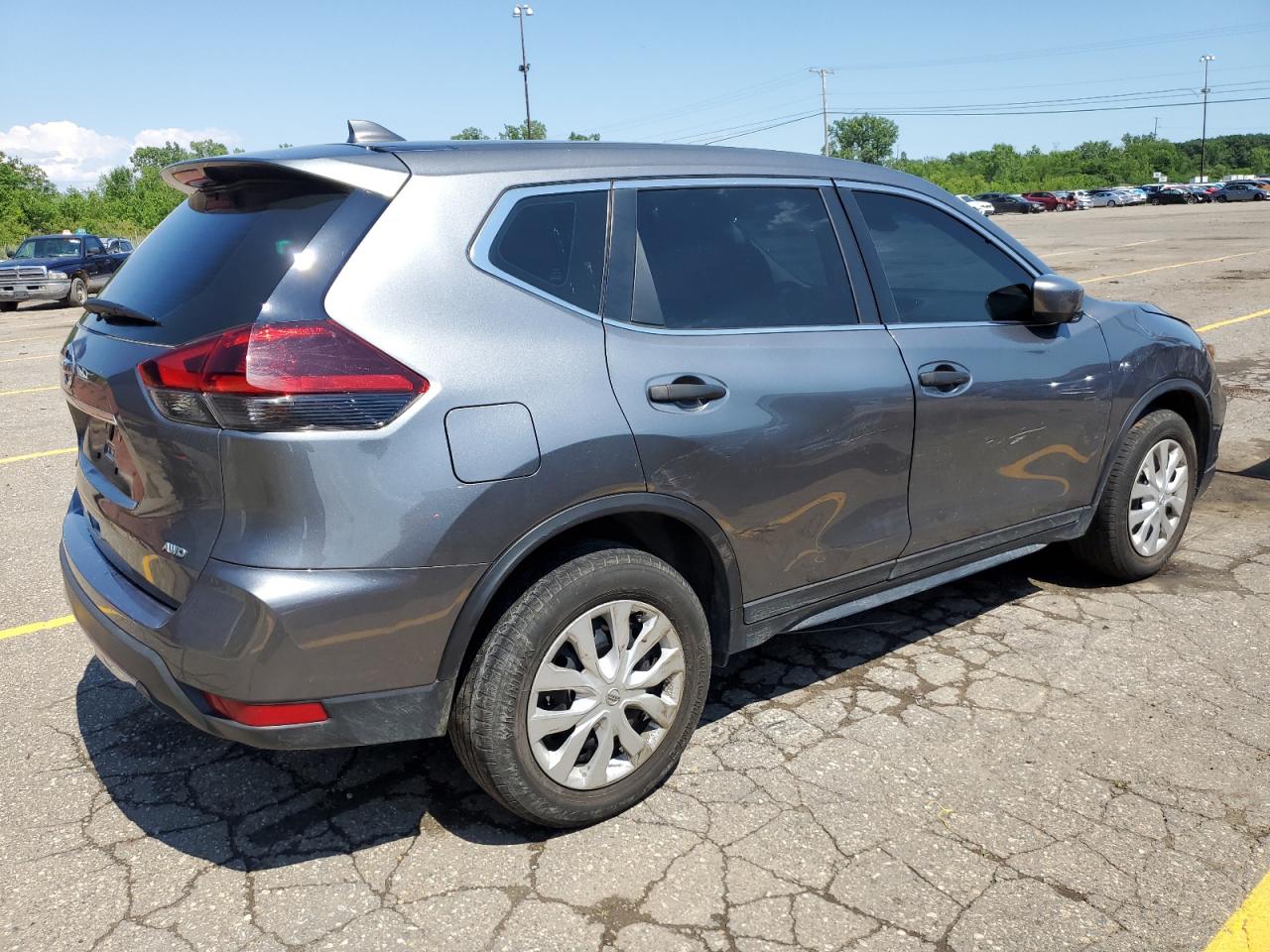 Lot #2654906295 2020 NISSAN ROGUE S